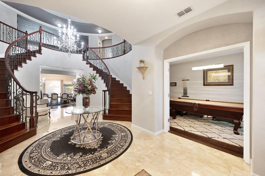 1721 Bella Cir