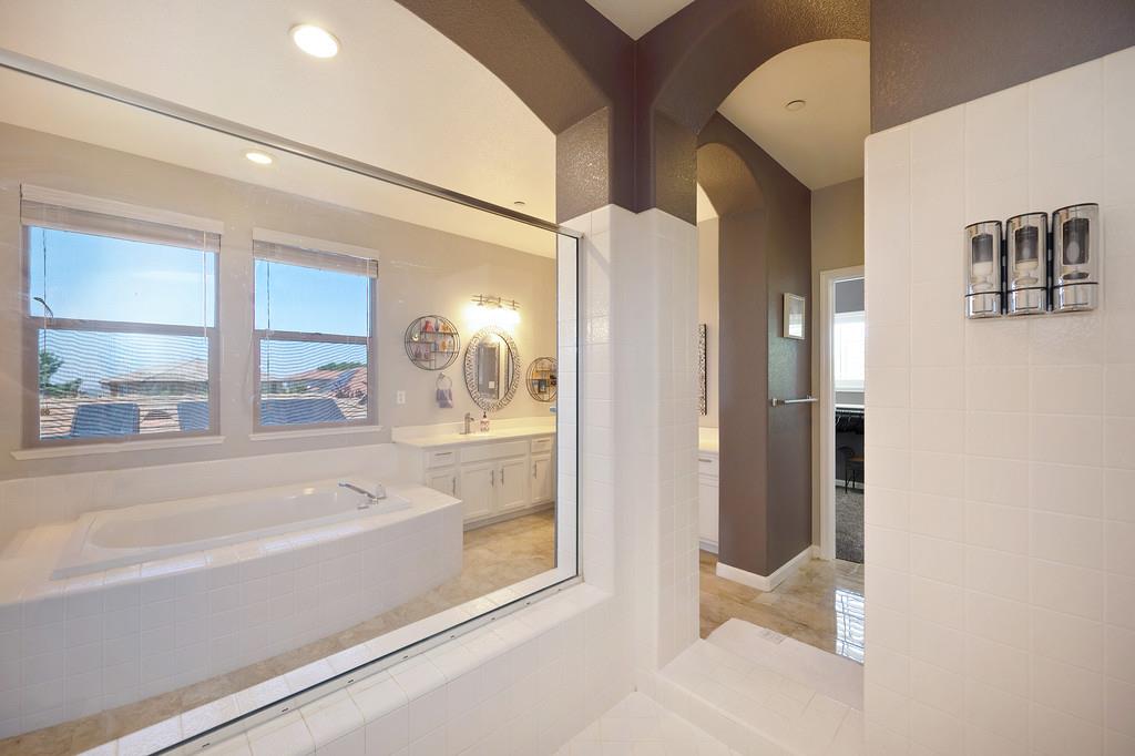 1721 Bella Cir