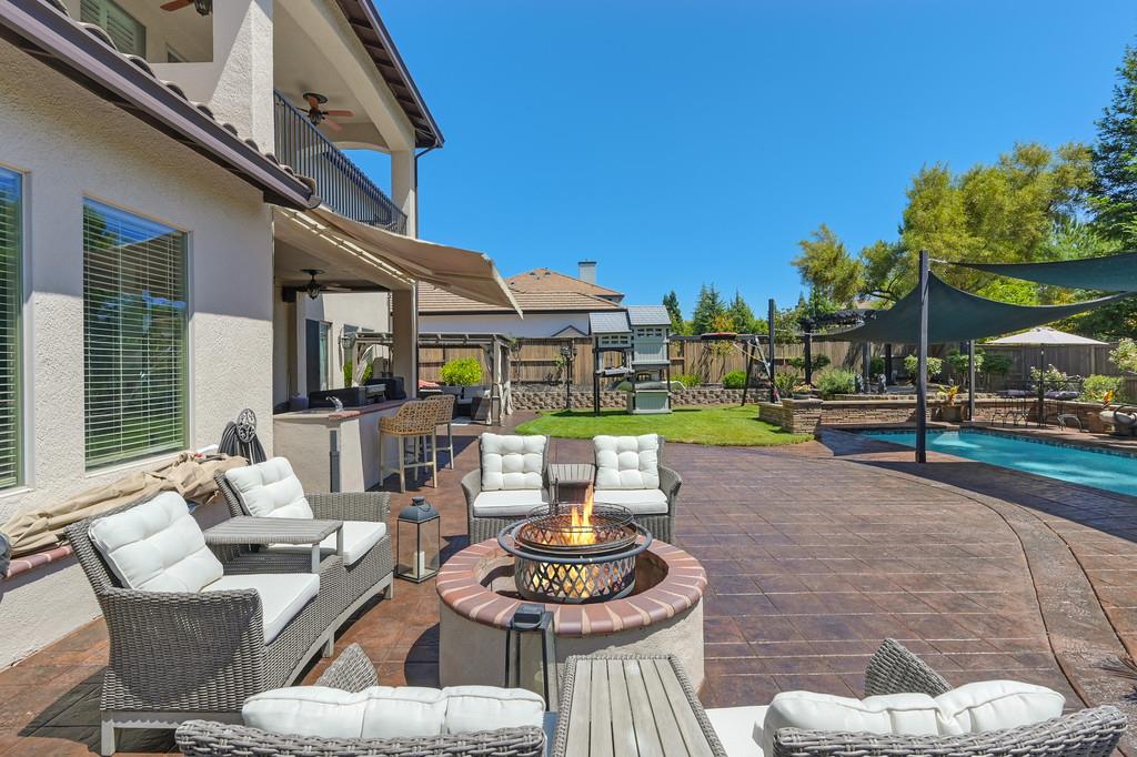 1721 Bella Cir