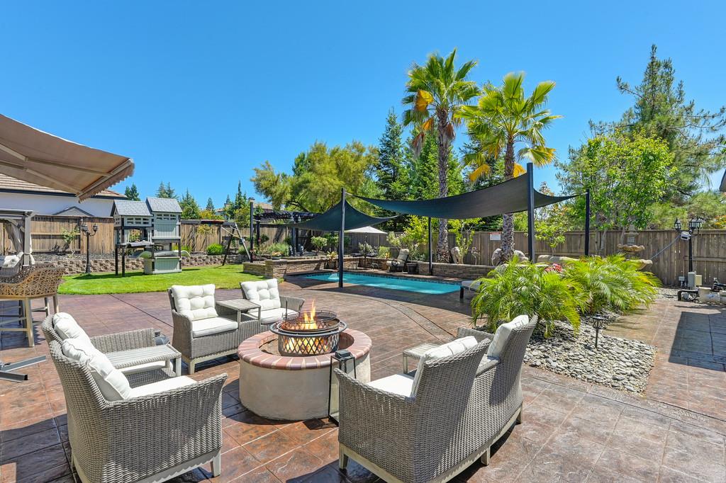 1721 Bella Cir