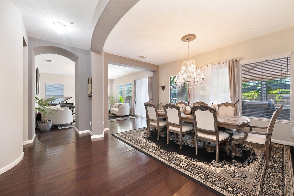1721 Bella Cir