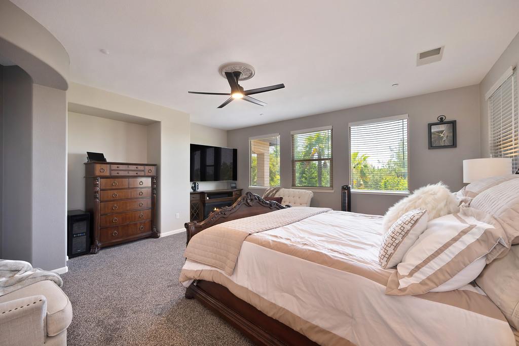 1721 Bella Cir