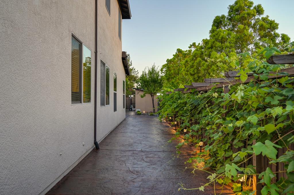 1721 Bella Cir