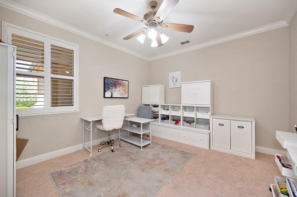 125 Diamond Grove Ct