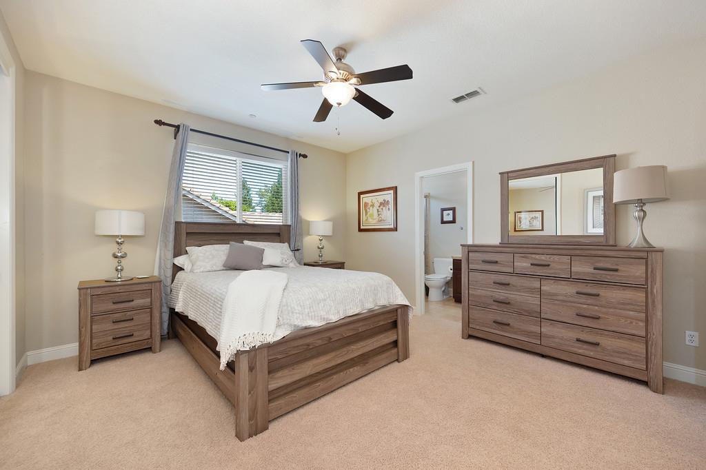 125 Diamond Grove Ct