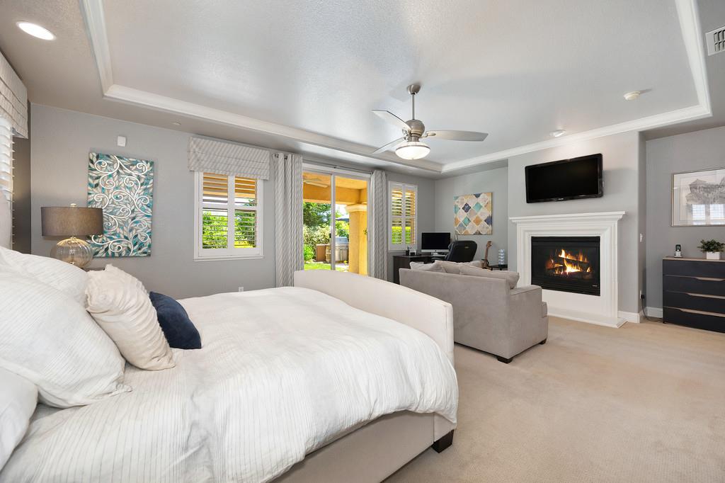 125 Diamond Grove Ct