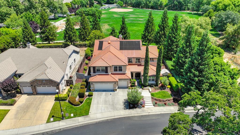 125 Diamond Grove Ct