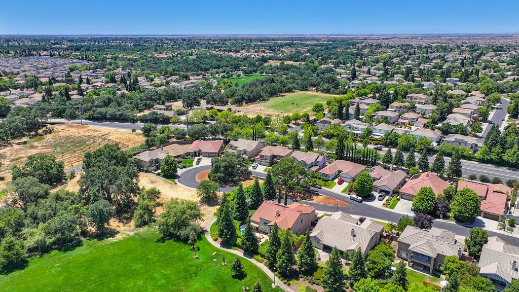 125 Diamond Grove Ct