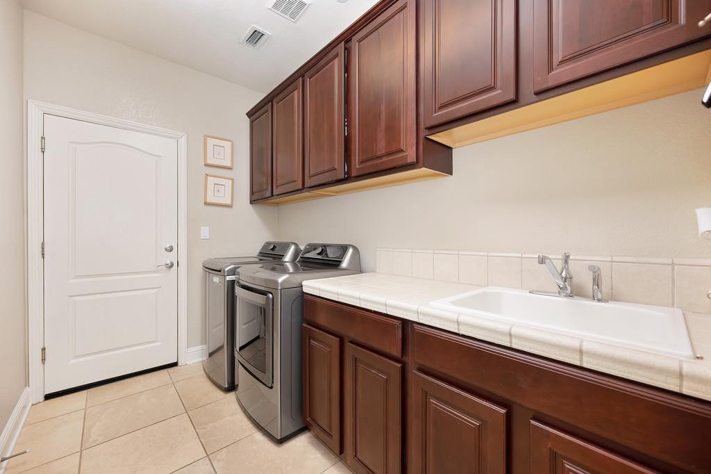 125 Diamond Grove Ct