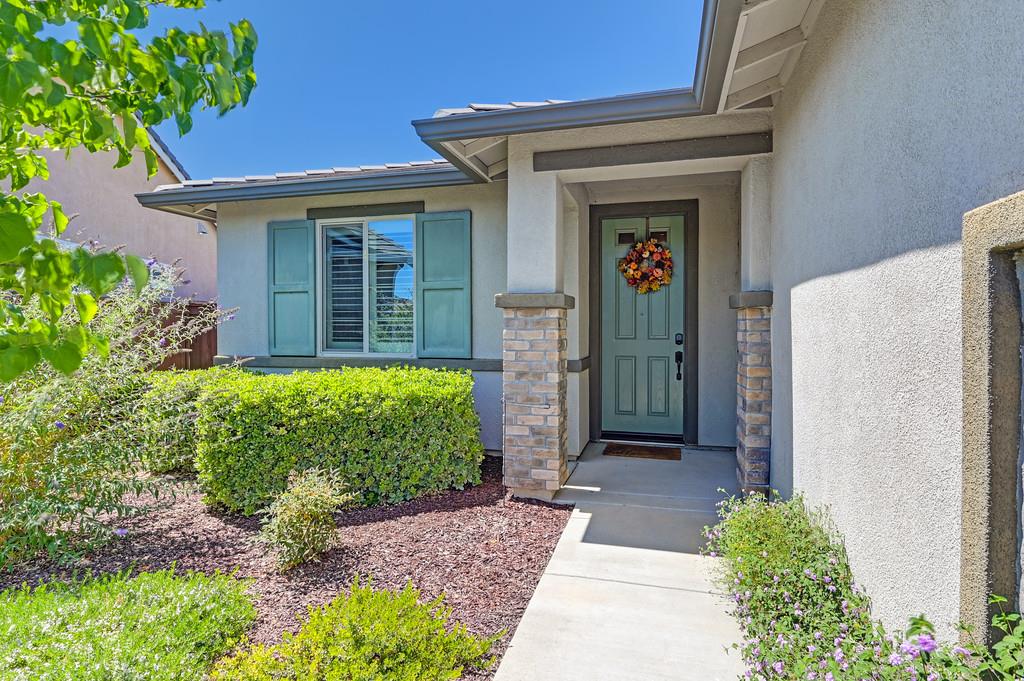 7414 Sun Rose Way