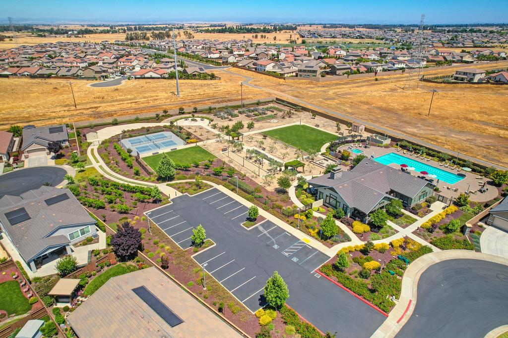 7414 Sun Rose Way