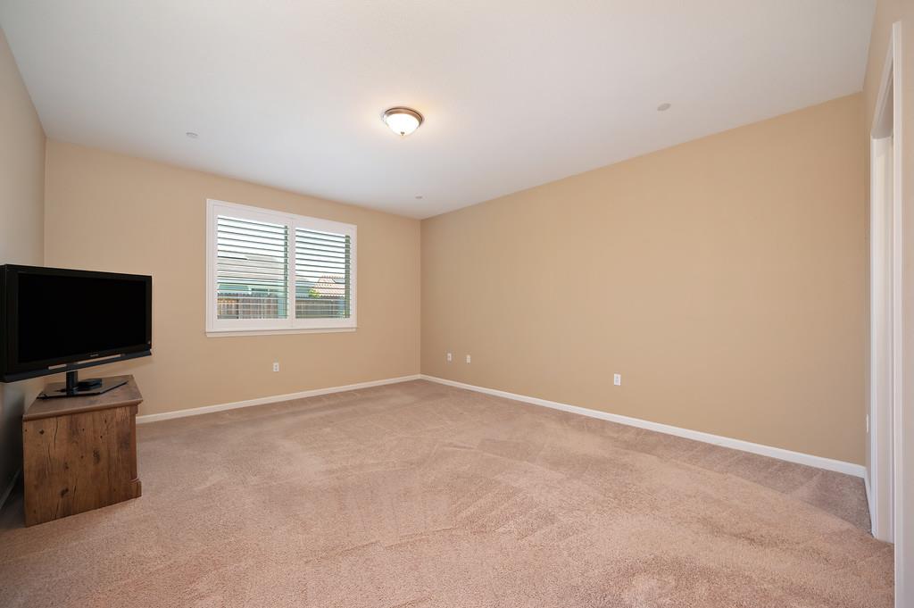 7414 Sun Rose Way