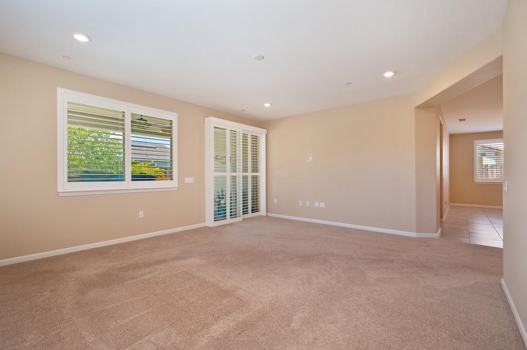 7414 Sun Rose Way