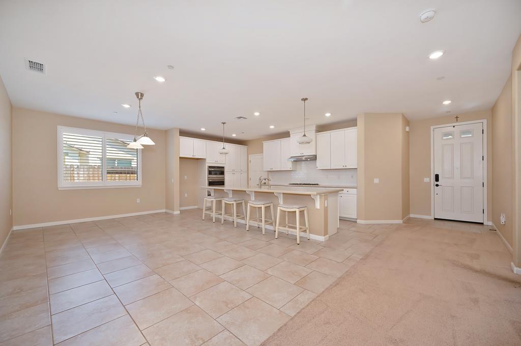 7414 Sun Rose Way