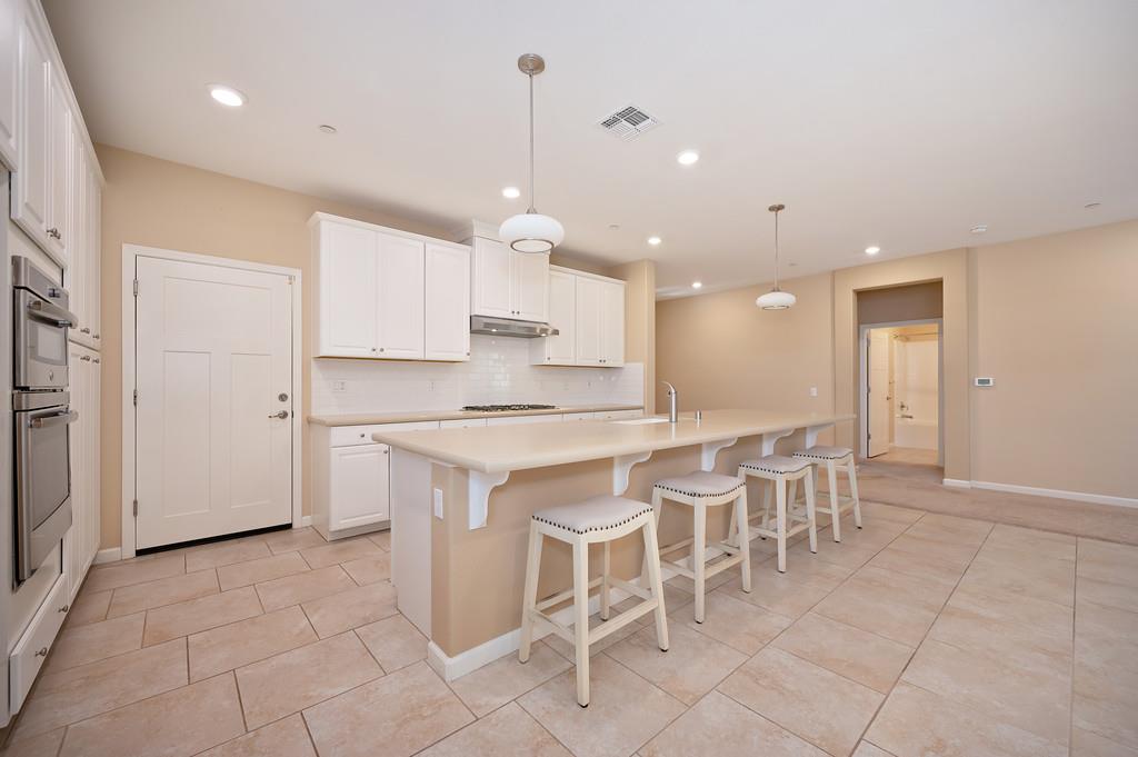 7414 Sun Rose Way