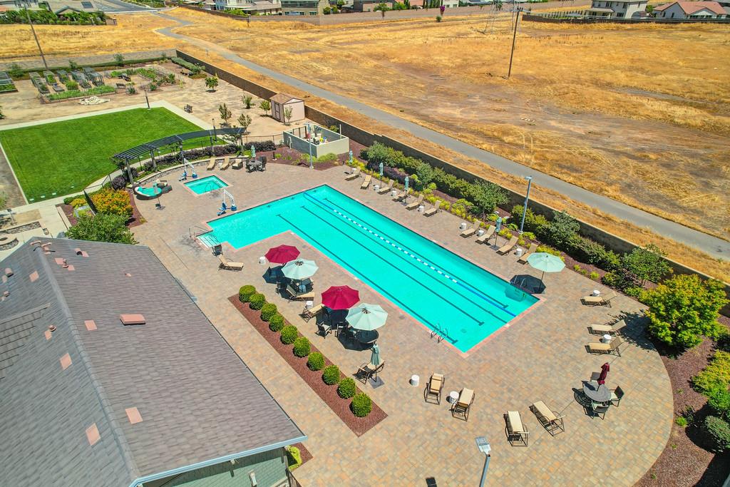 7414 Sun Rose Way