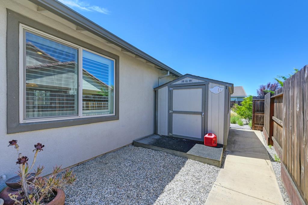 7414 Sun Rose Way
