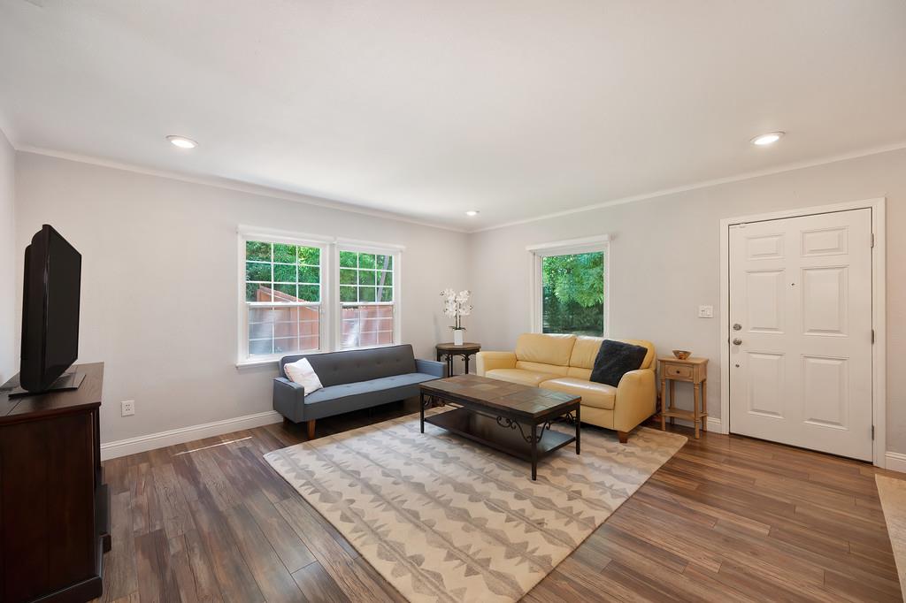 4732 Pennsylvania Ave