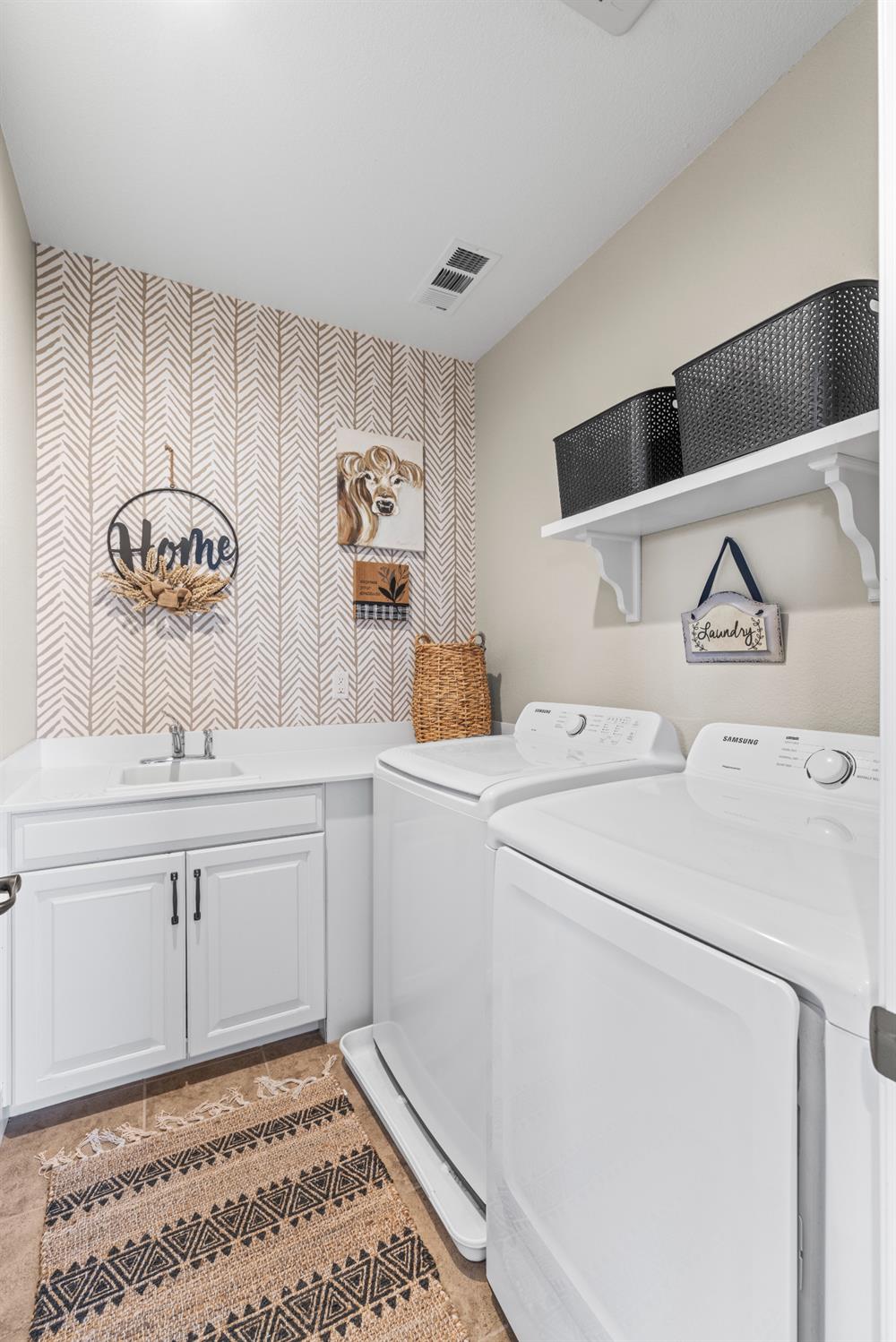 3904 Deergrass Circle