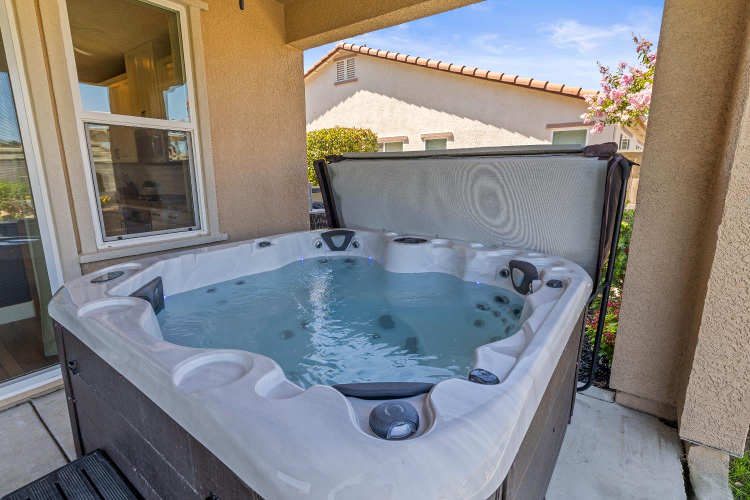 3904 Deergrass Circle