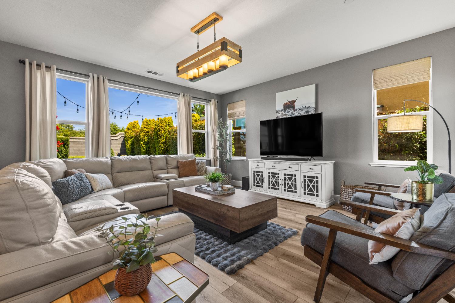 3904 Deergrass Circle