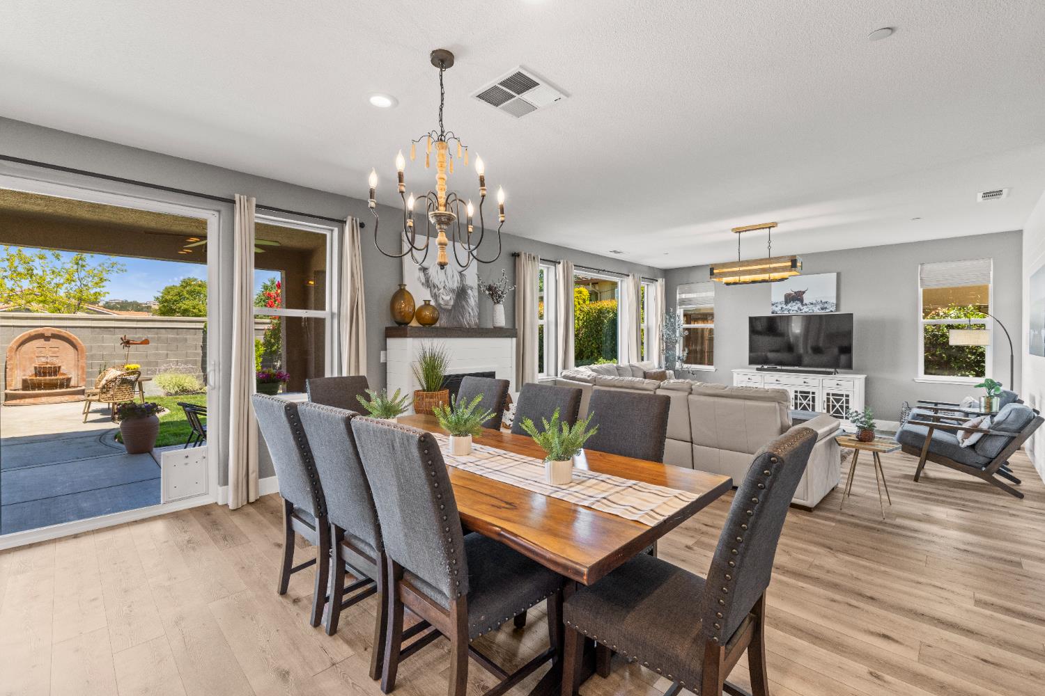 3904 Deergrass Circle