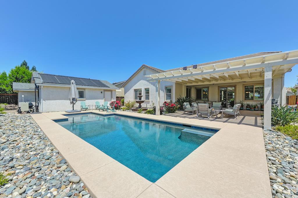 2389 Mendota Way