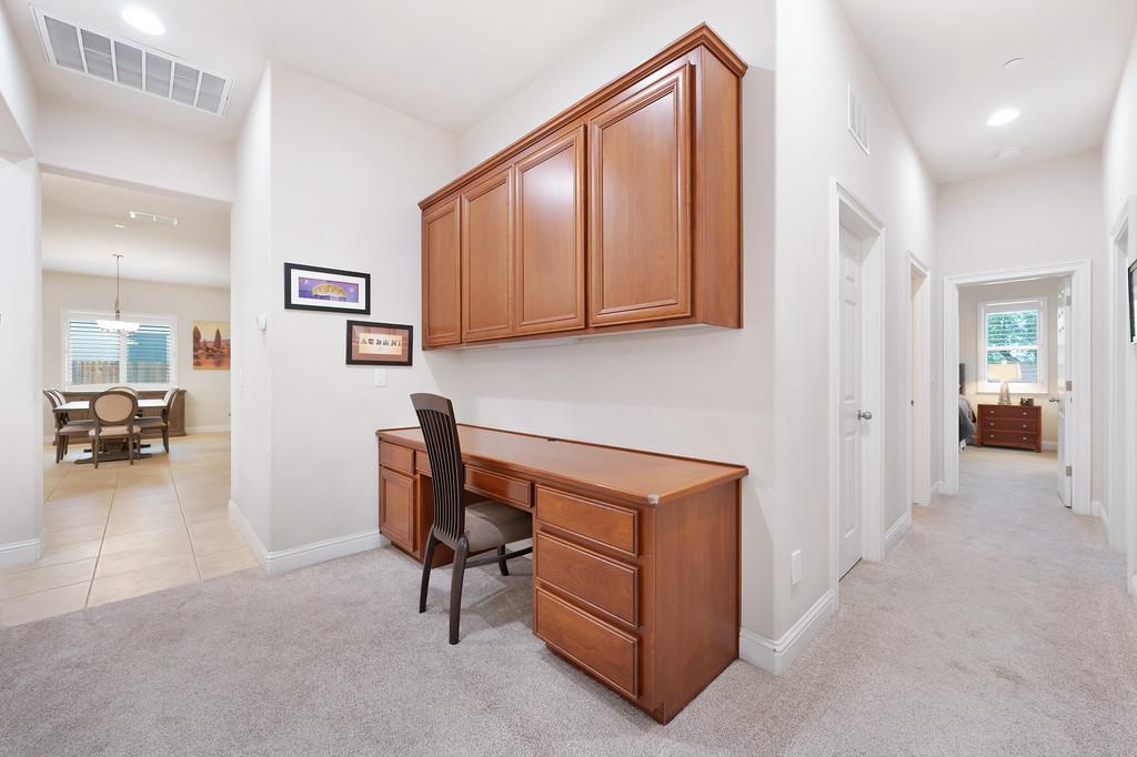 2389 Mendota Way