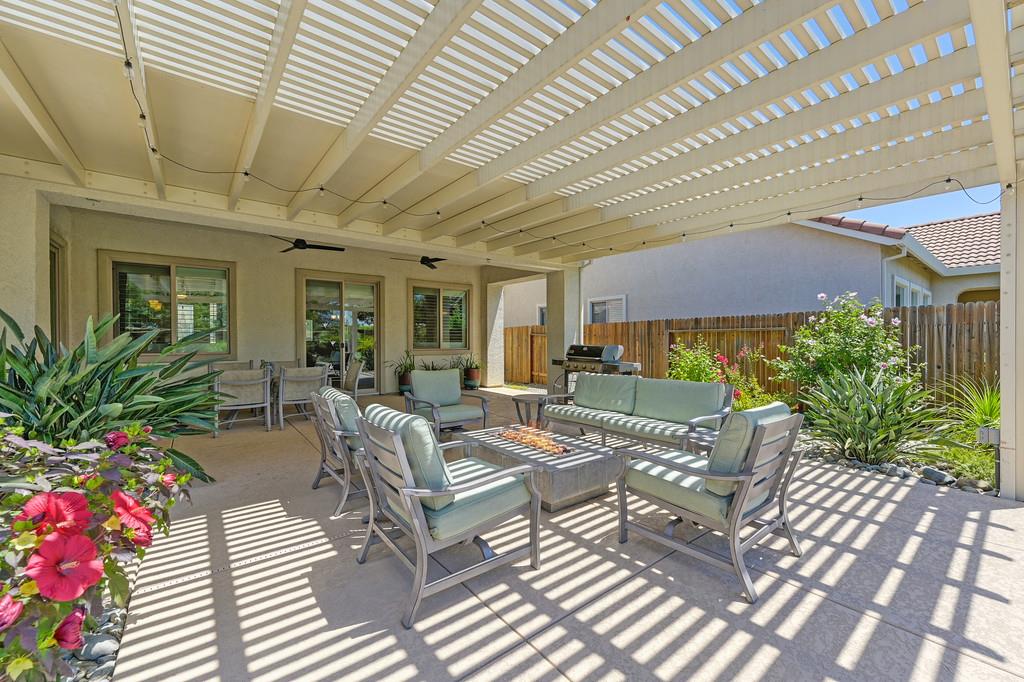 2389 Mendota Way