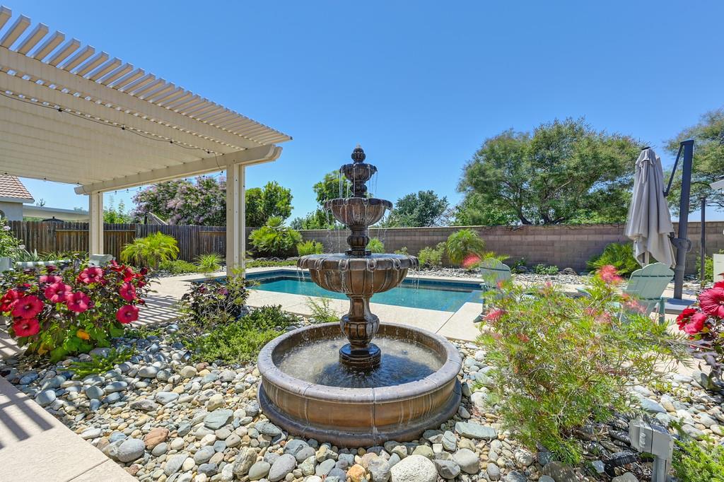 2389 Mendota Way