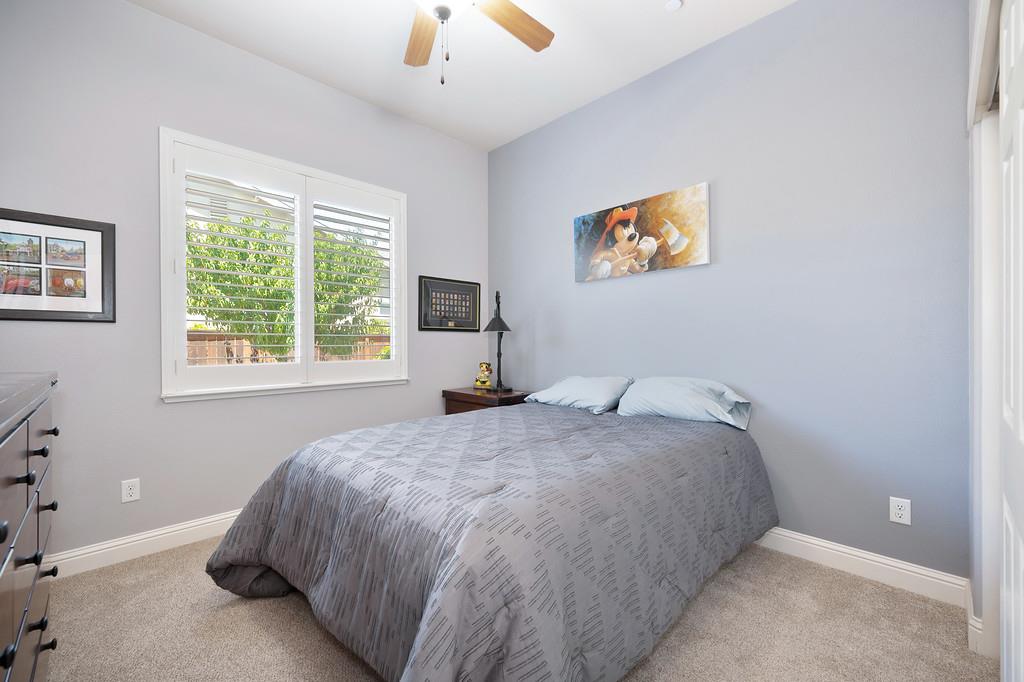 2389 Mendota Way
