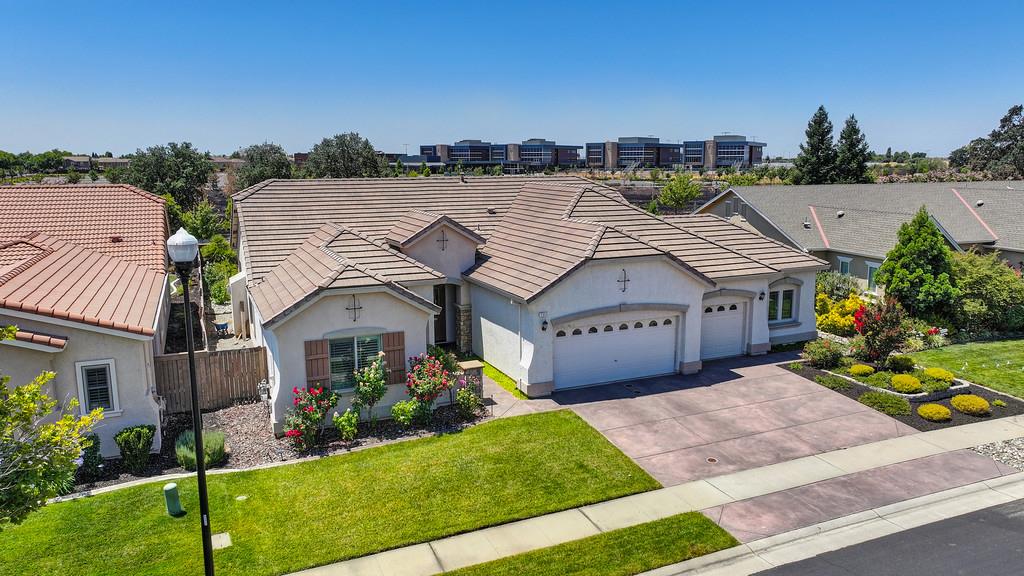 2389 Mendota Way