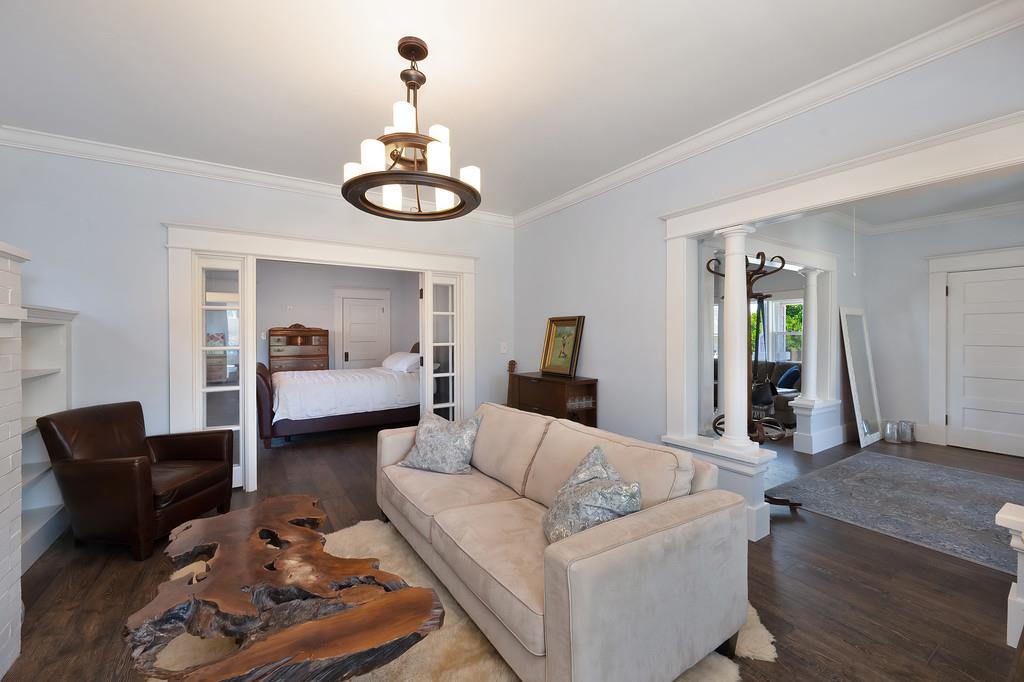 400 Pleasant St