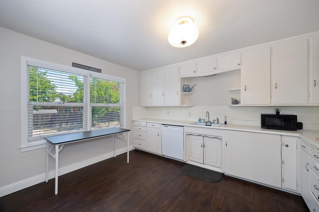 400 Pleasant St