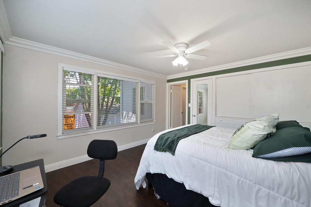 400 Pleasant St