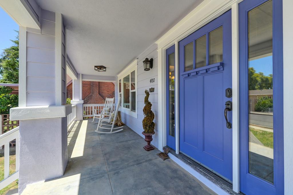 400 Pleasant St