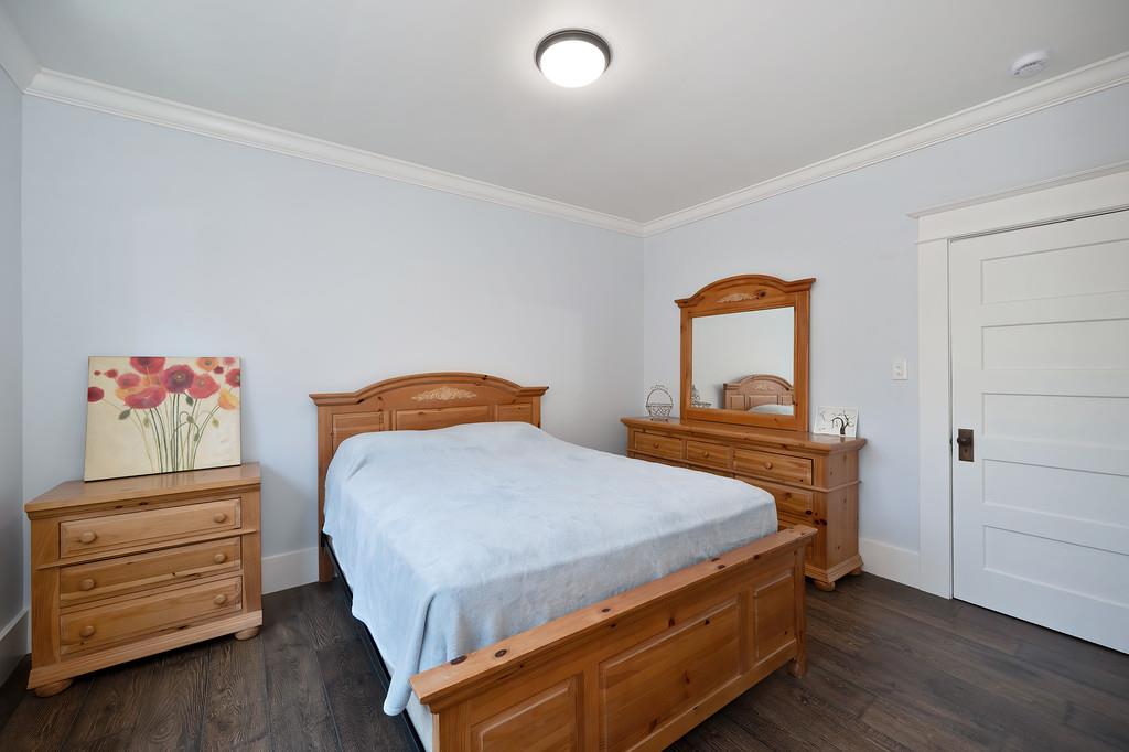 400 Pleasant St