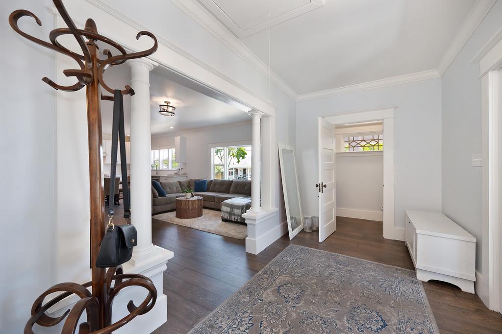 400 Pleasant St