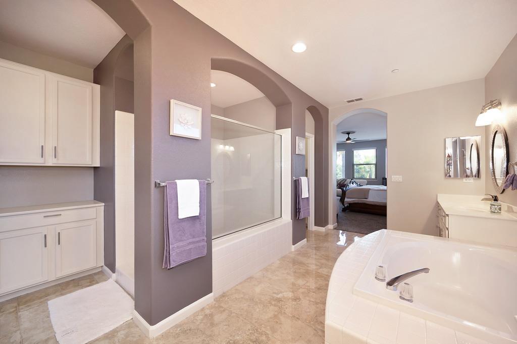 1721 Bella Cir