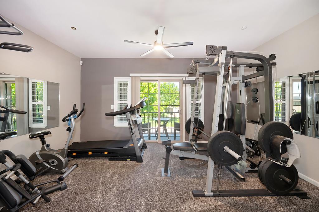 1721 Bella Cir