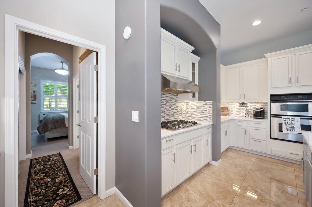 1721 Bella Cir