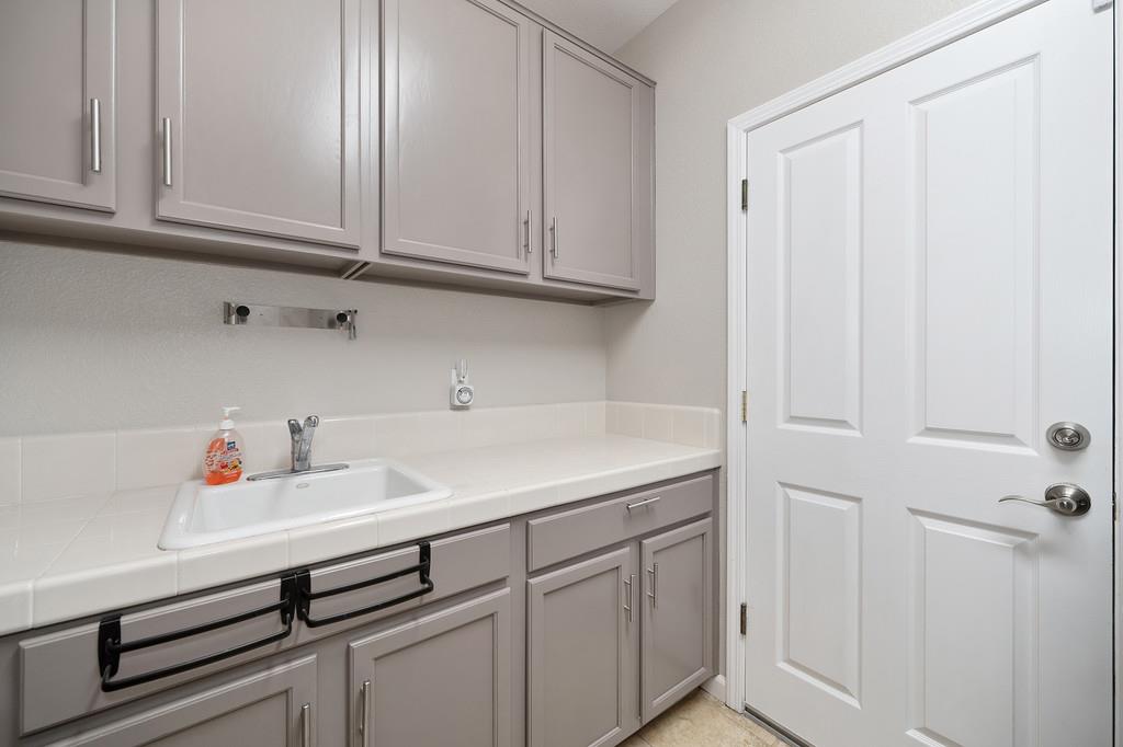 1721 Bella Cir