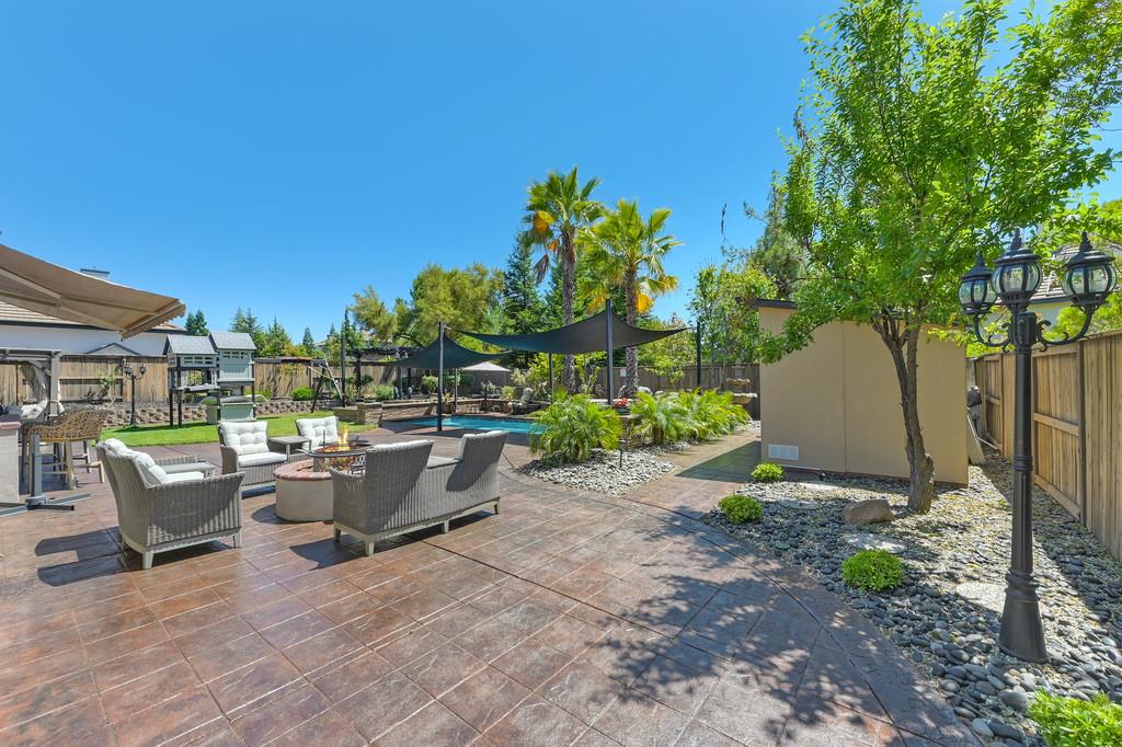 1721 Bella Cir