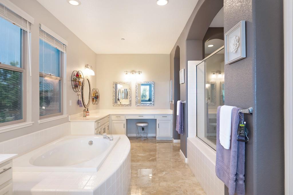 1721 Bella Cir