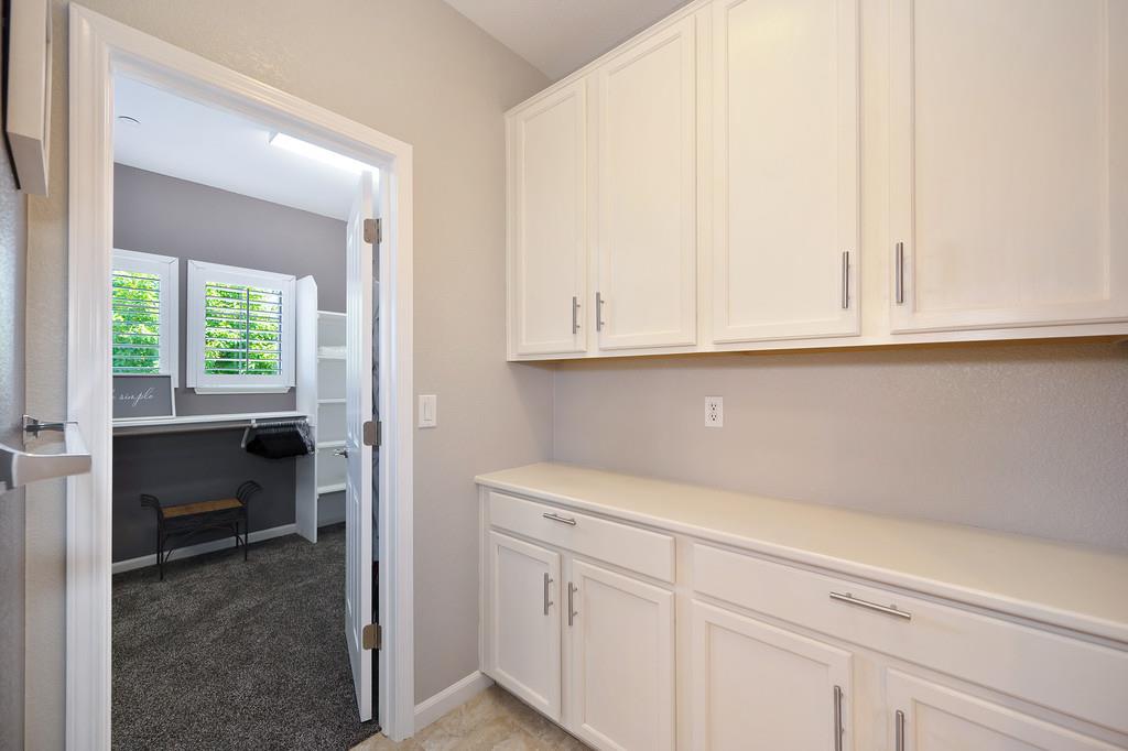1721 Bella Cir