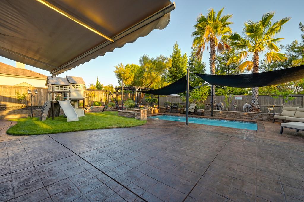 1721 Bella Cir