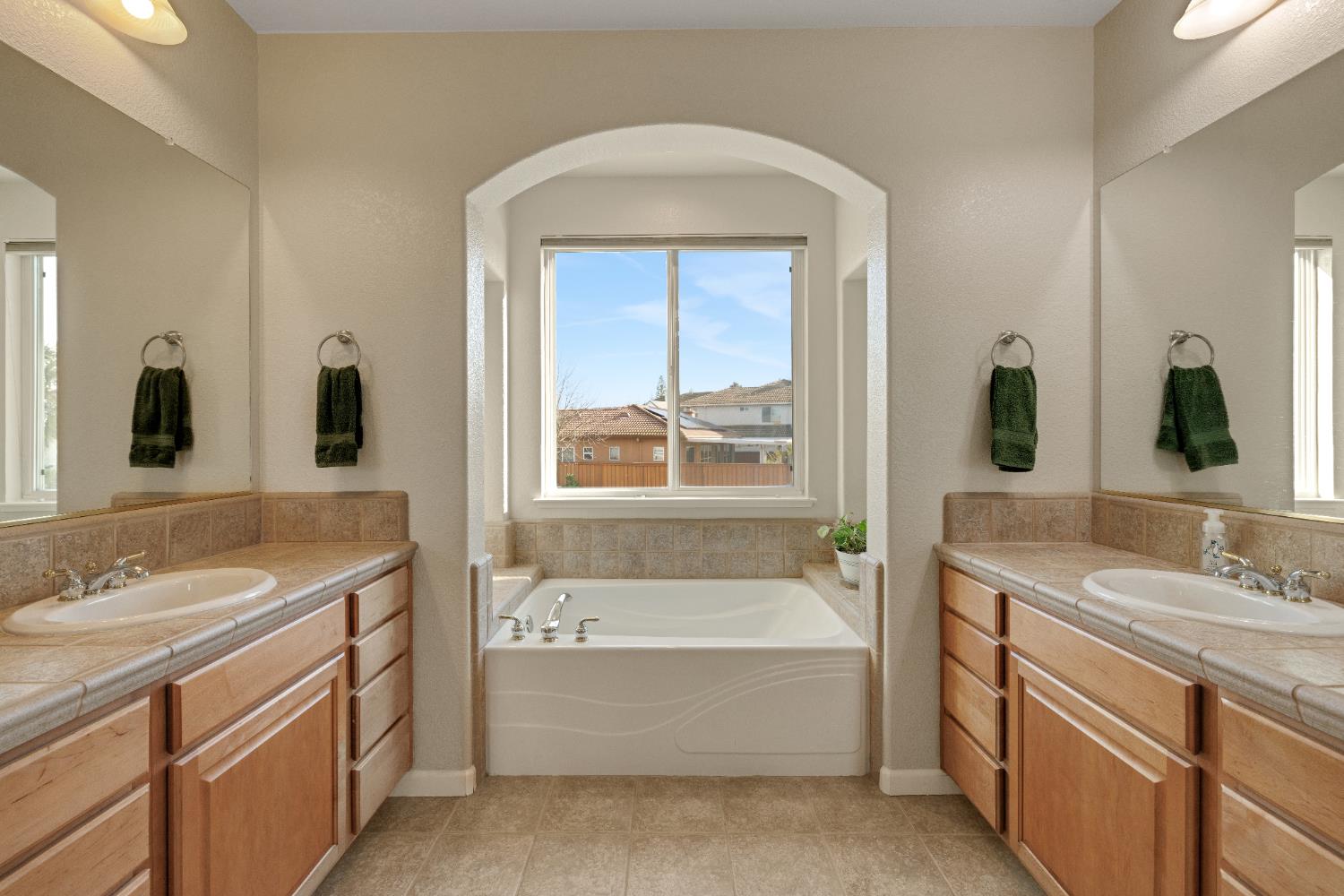 1806 Whimbrel Court