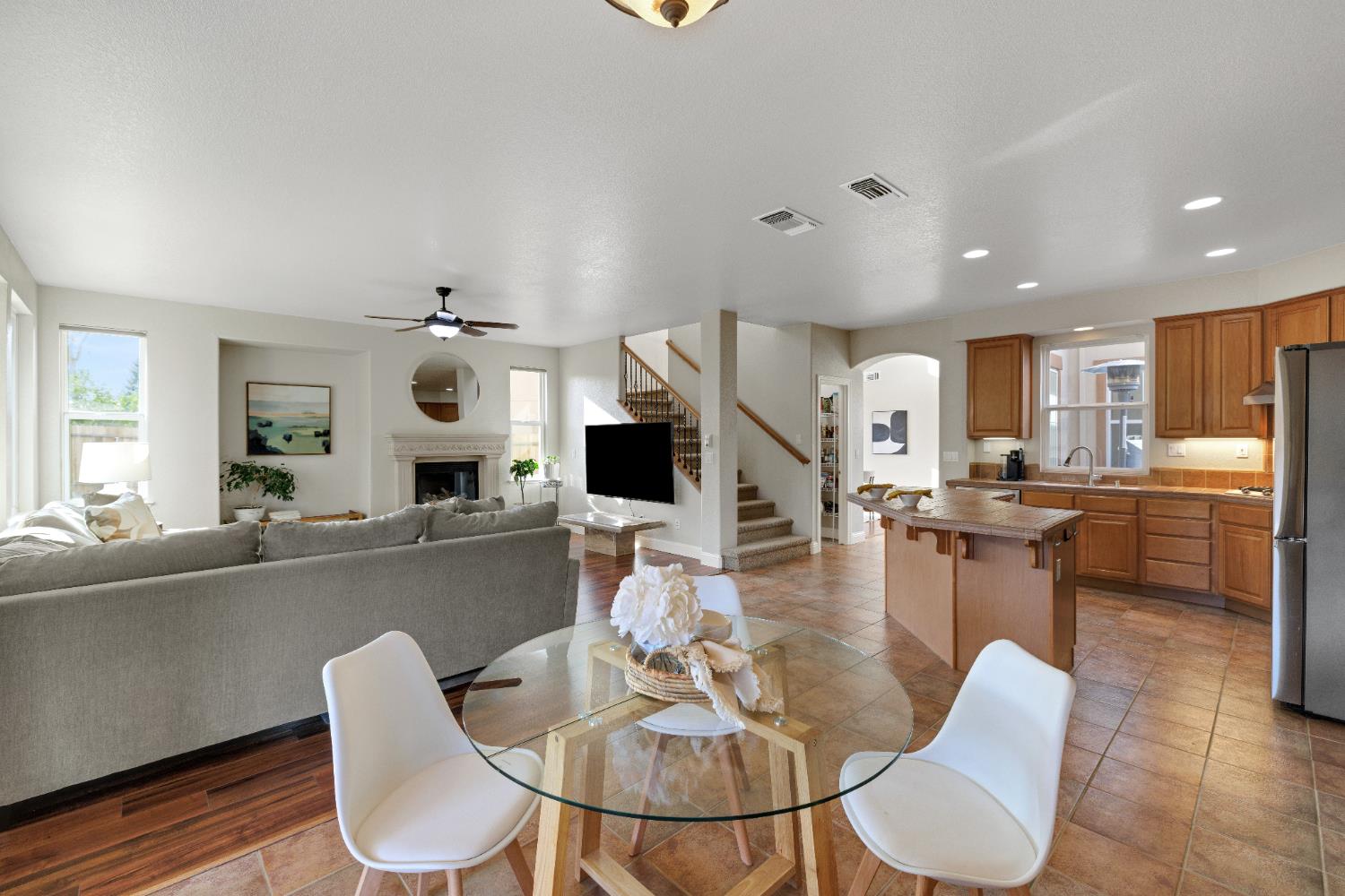 1806 Whimbrel Court