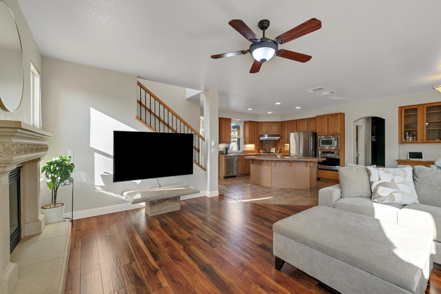 1806 Whimbrel Court