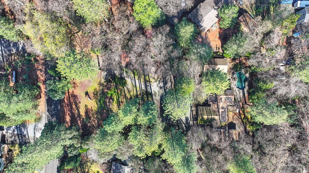 5897 Silverleaf Dr